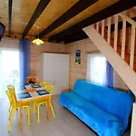 Σπίτι διακοπών Two-story Homes With 1 Bedroom, Rewal